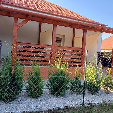 Mini Zoo Apartman Nagykanizsa Buitenkant foto